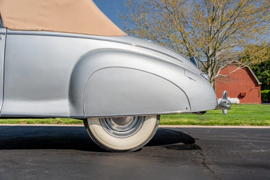 1941 Lincoln Zephyr - Image 18 of 31
