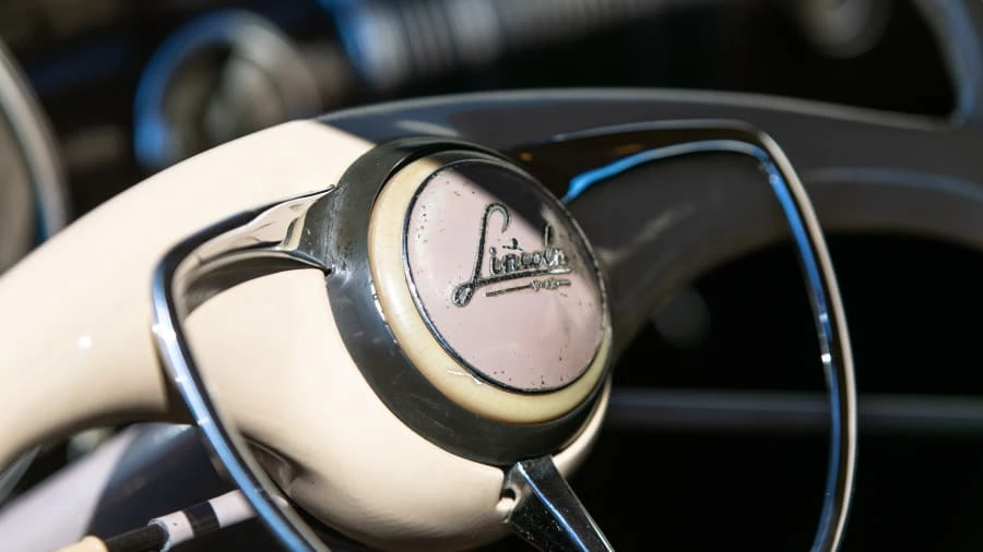 1941 Lincoln Zephyr - Image 12 of 17