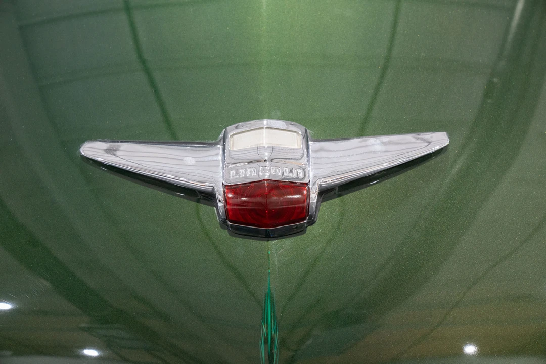 1941 Lincoln Zephyr - Image 17 of 31