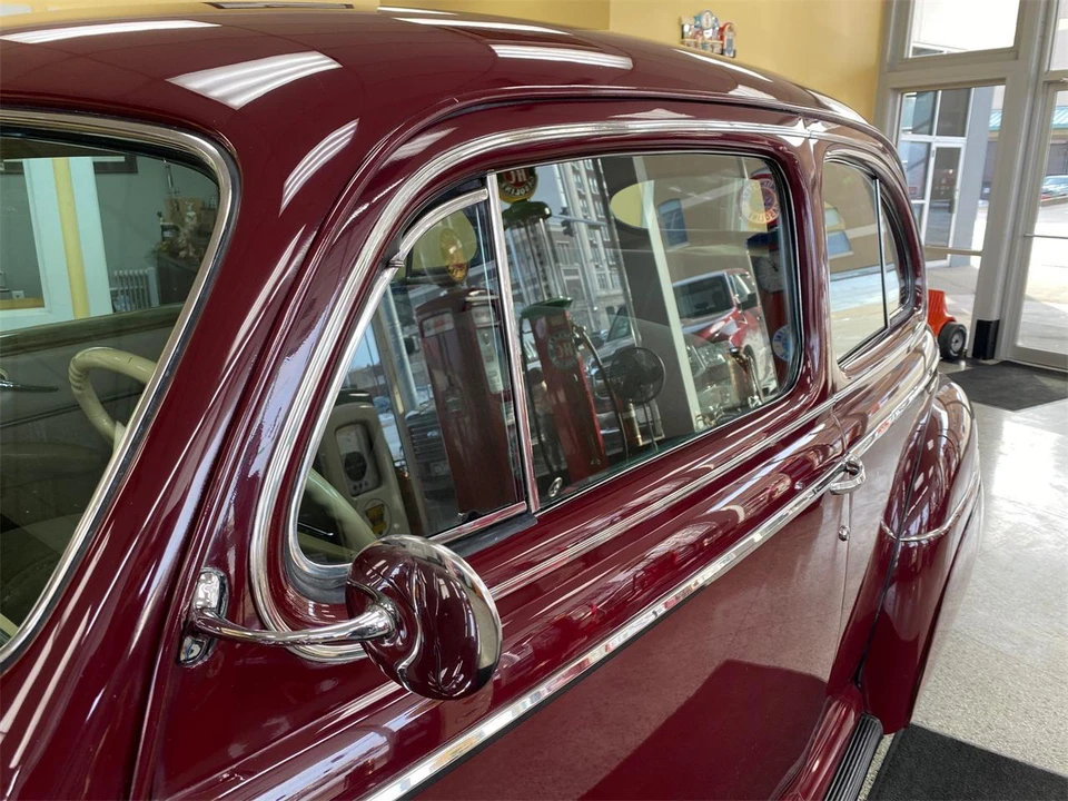 1941 Mercury Eight - Image 8 of 16