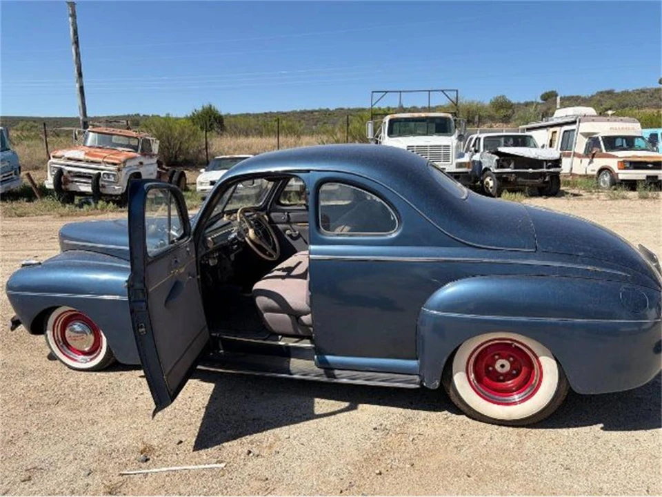 1941 Mercury Eight - Image 4 of 5