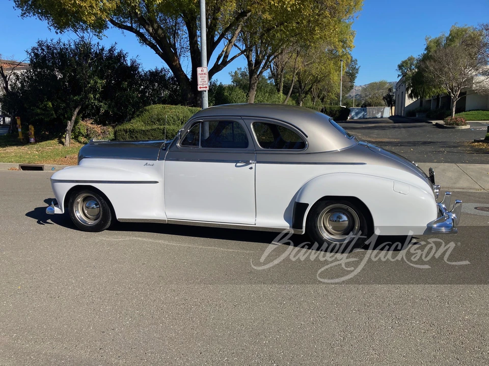 1941 Oldsmobile 98 - Image 3 of 31