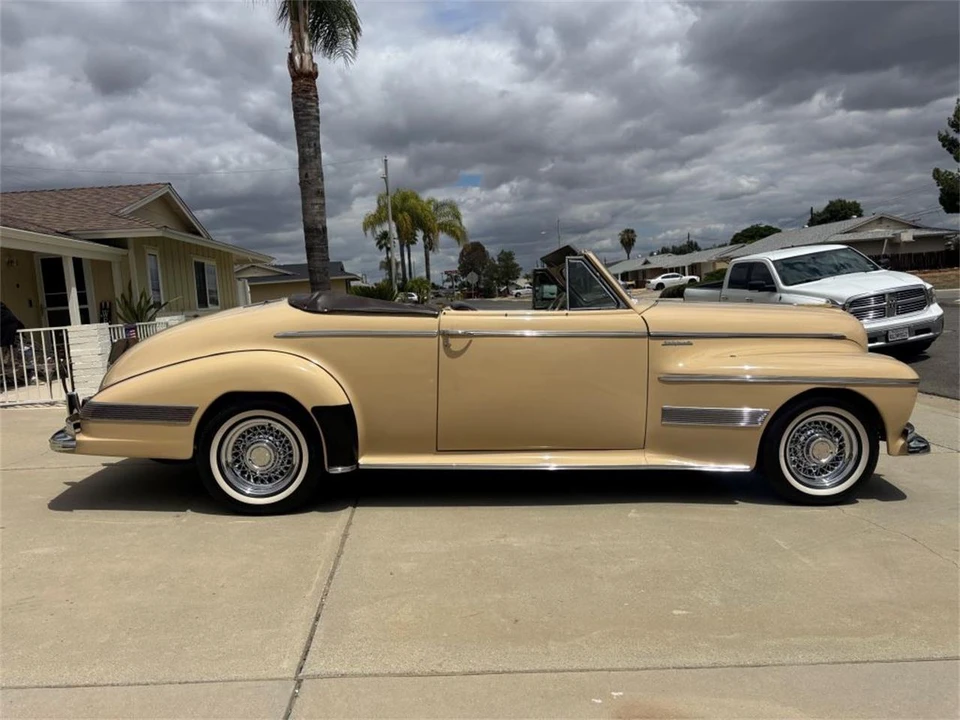 1941 Oldsmobile 98 - Image 3 of 28