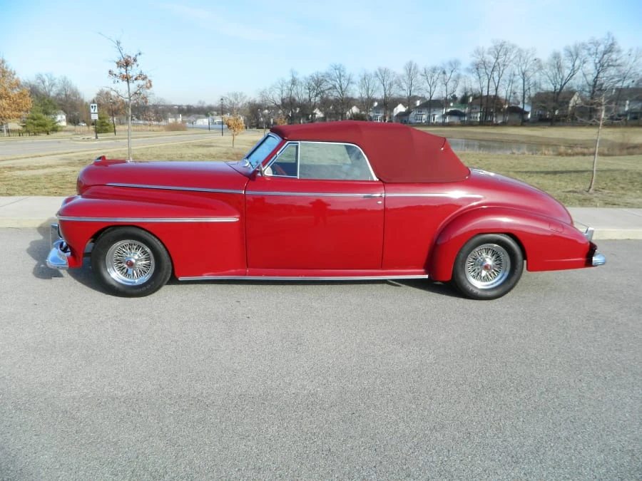 1941 Oldsmobile 98 - Image 2 of 9