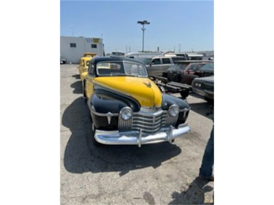1941 Oldsmobile 98 - Image 3 of 5