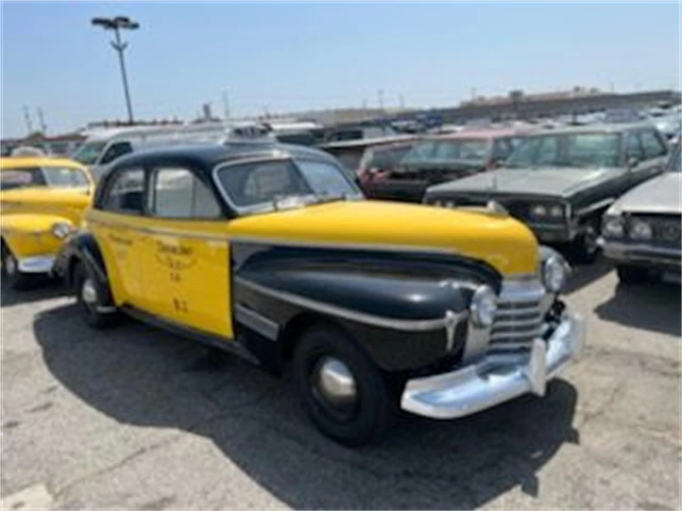 1941 Oldsmobile 98 - Image 5 of 5