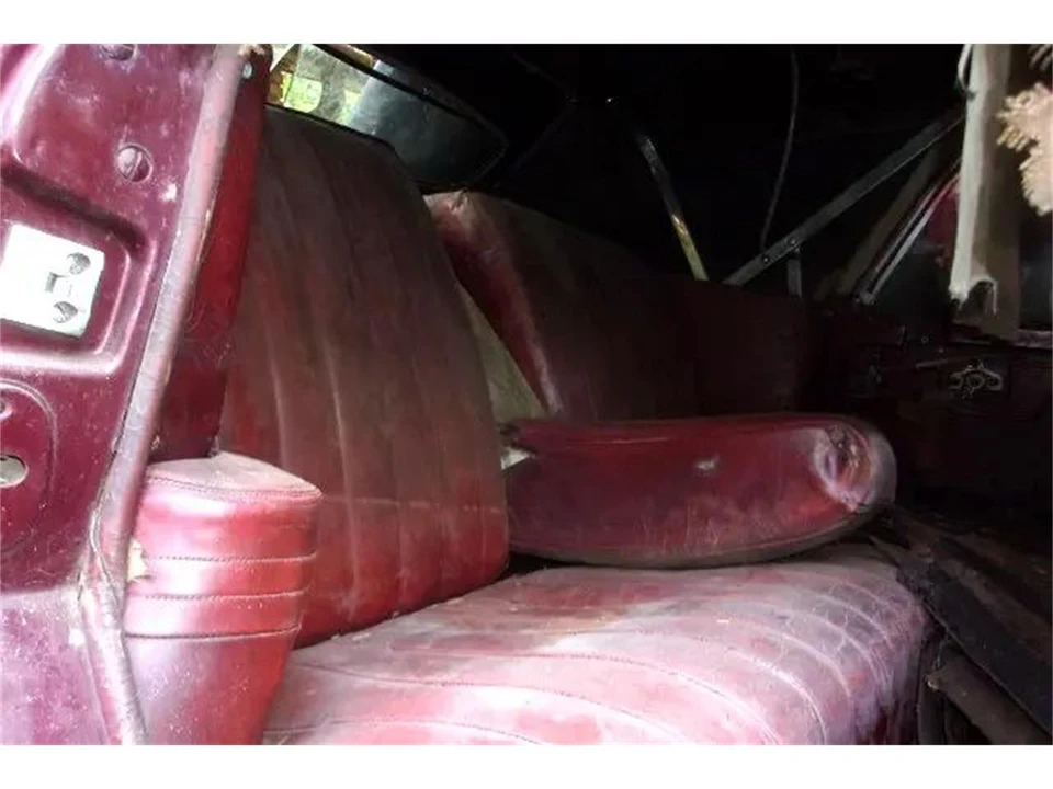1941 Oldsmobile 98 - Image 7 of 30
