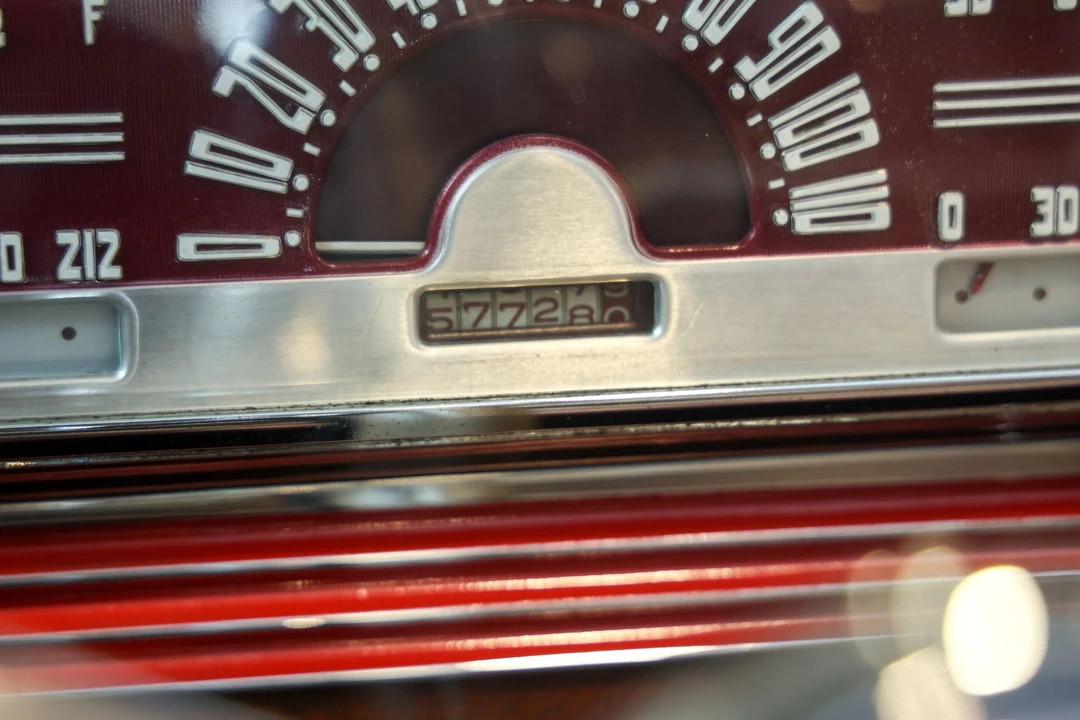 1941 Oldsmobile 98 - Image 30 of 31