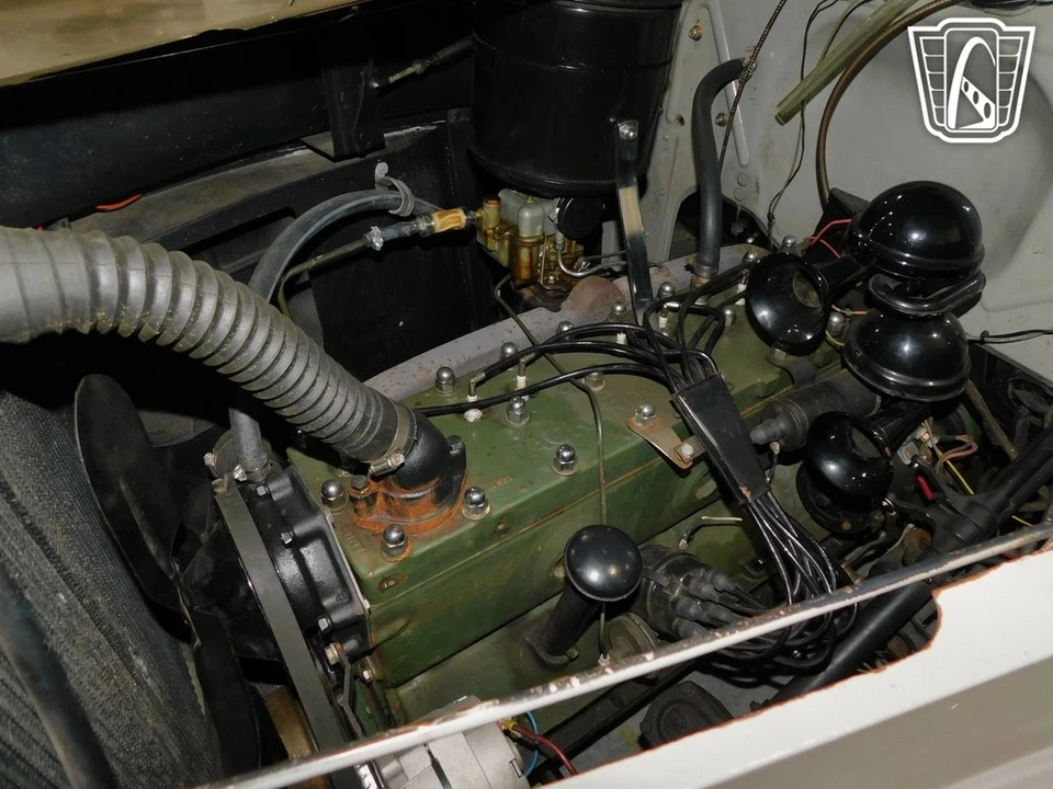 1941 Packard Clipper - Image 10 of 12