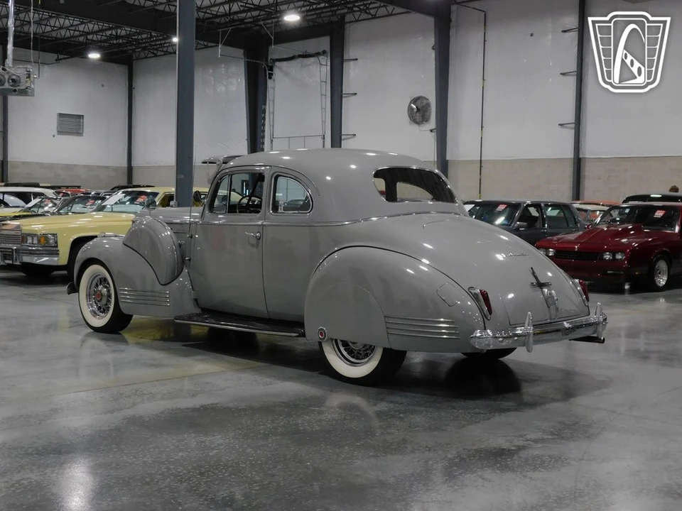 1941 Packard Clipper - Image 4 of 12