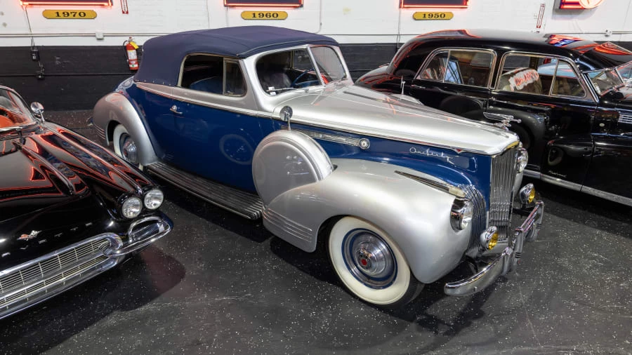 1941 Packard Clipper - Image 2 of 31