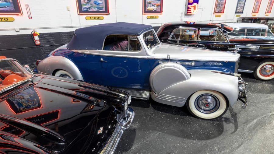 1941 Packard Clipper - Image 3 of 31