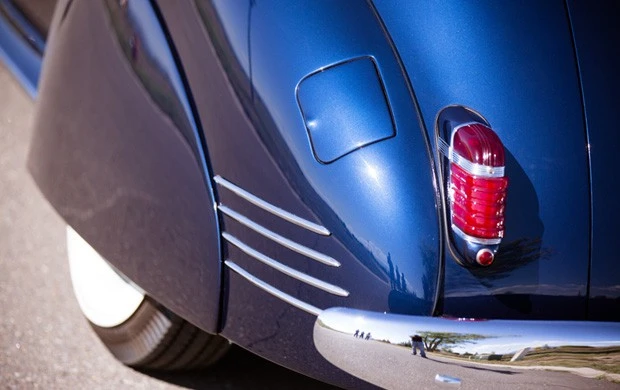1941 Packard Eight - Image 12 of 13
