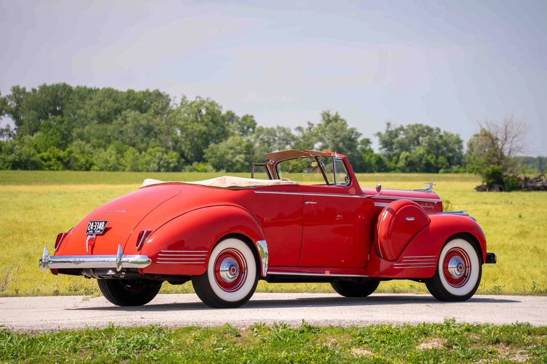 1941 Packard Eight - Image 8 of 31