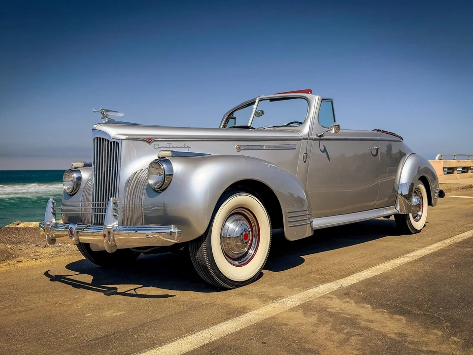 1941 Packard Clipper - Image 2 of 31