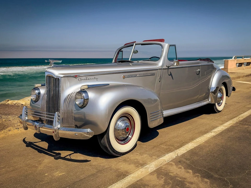 1941 Packard Clipper - Image 3 of 31