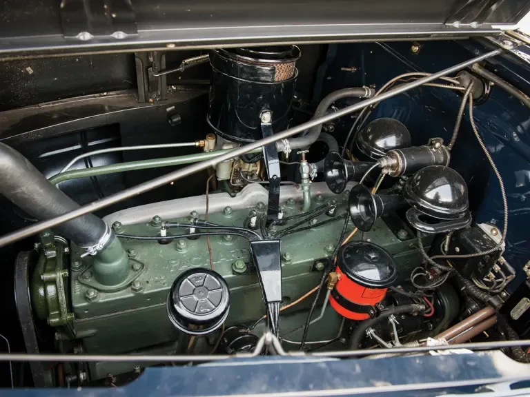 1941 Packard - Image 4 of 31