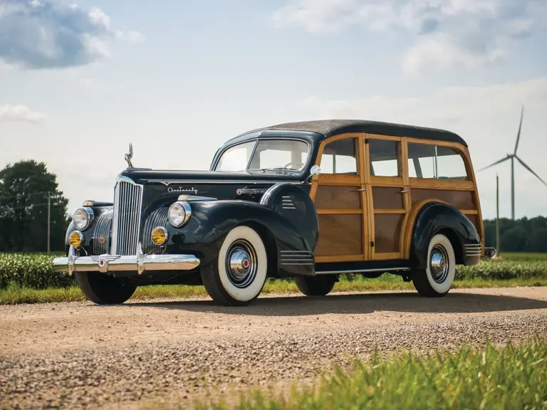 1941 Packard - Image 2 of 31