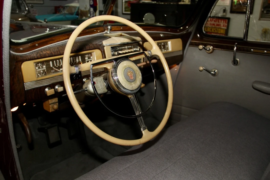 1941 Packard - Image 14 of 21