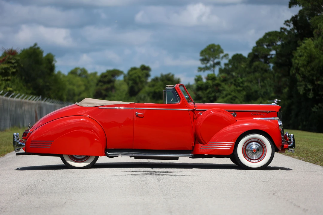 1941 Packard Clipper - Image 2 of 31