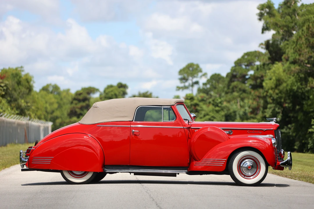 1941 Packard Clipper - Image 10 of 31