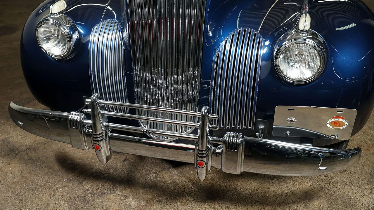 1941 Packard Clipper - Image 9 of 31