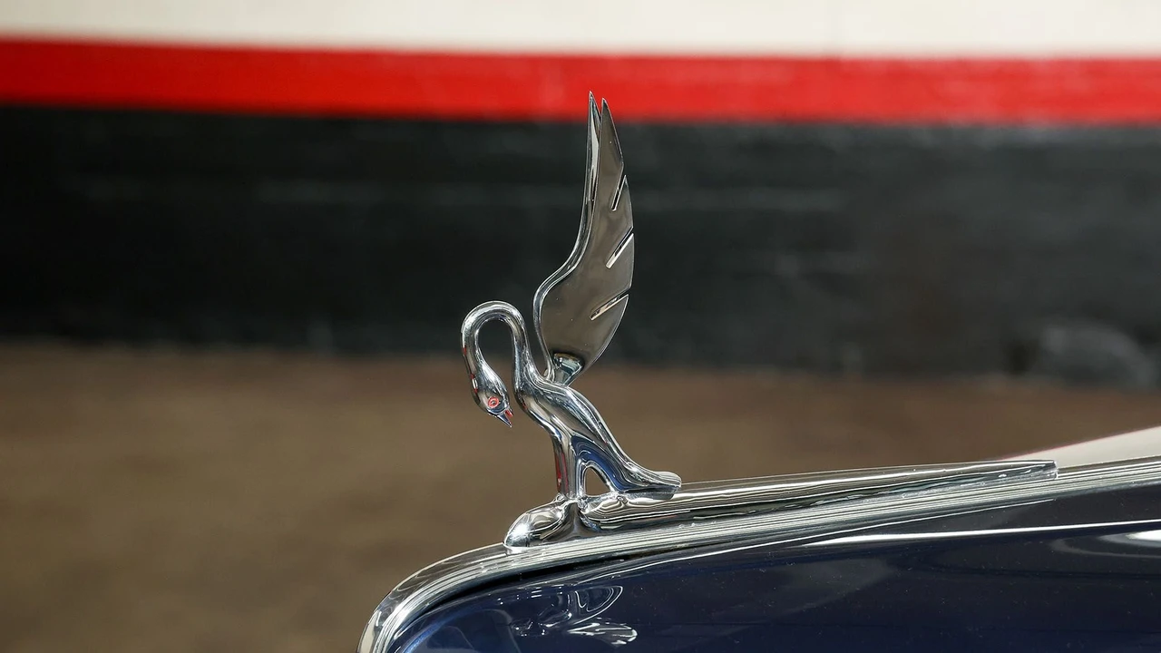 1941 Packard Clipper - Image 10 of 31