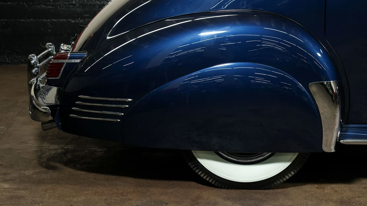 1941 Packard Clipper - Image 24 of 31