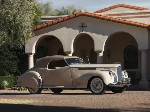 1941 Packard Super Eight One-Eighty Convertible Victoria by Darrin