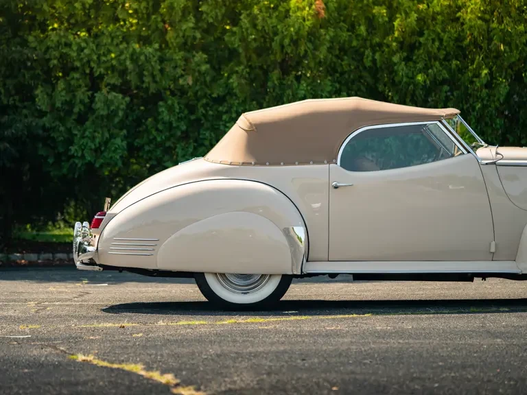 1941 Packard - Image 15 of 31