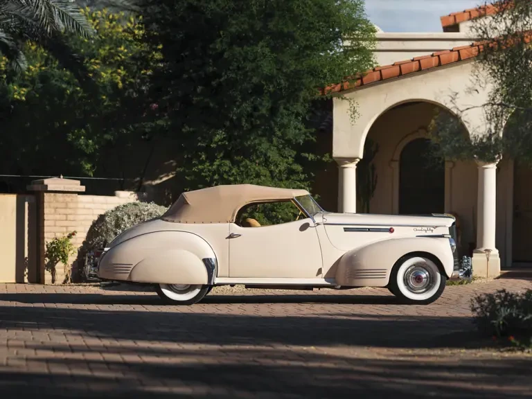 1941 Packard - Image 6 of 24