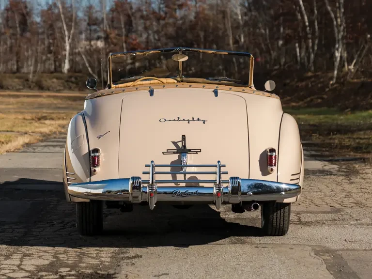 1941 Packard Clipper - Image 9 of 31
