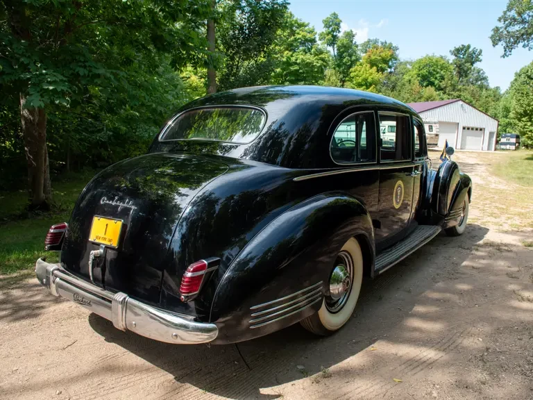 1941 Packard - Image 3 of 31
