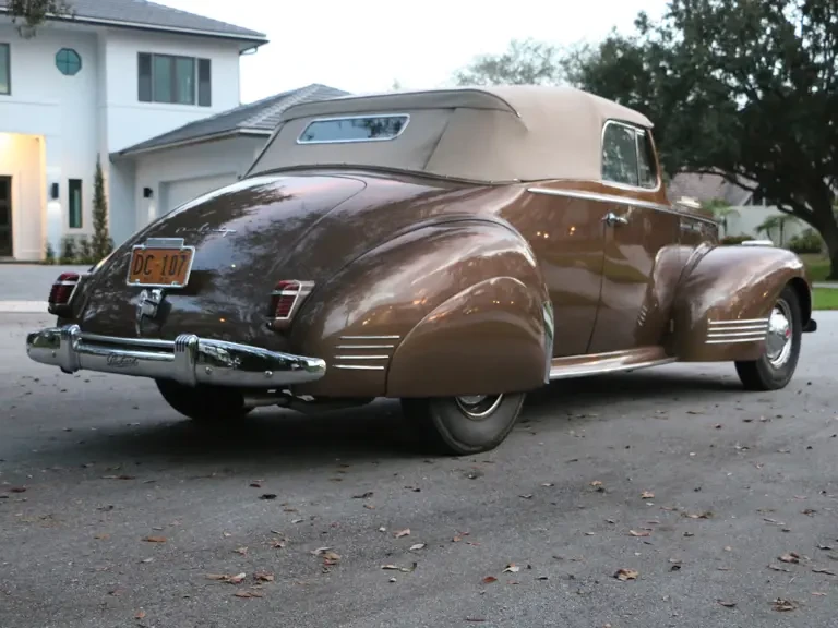 1941 Packard Eight - Image 3 of 21