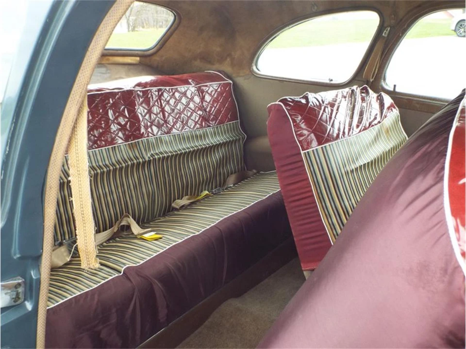 1941 Pontiac Chieftain - Image 15 of 18