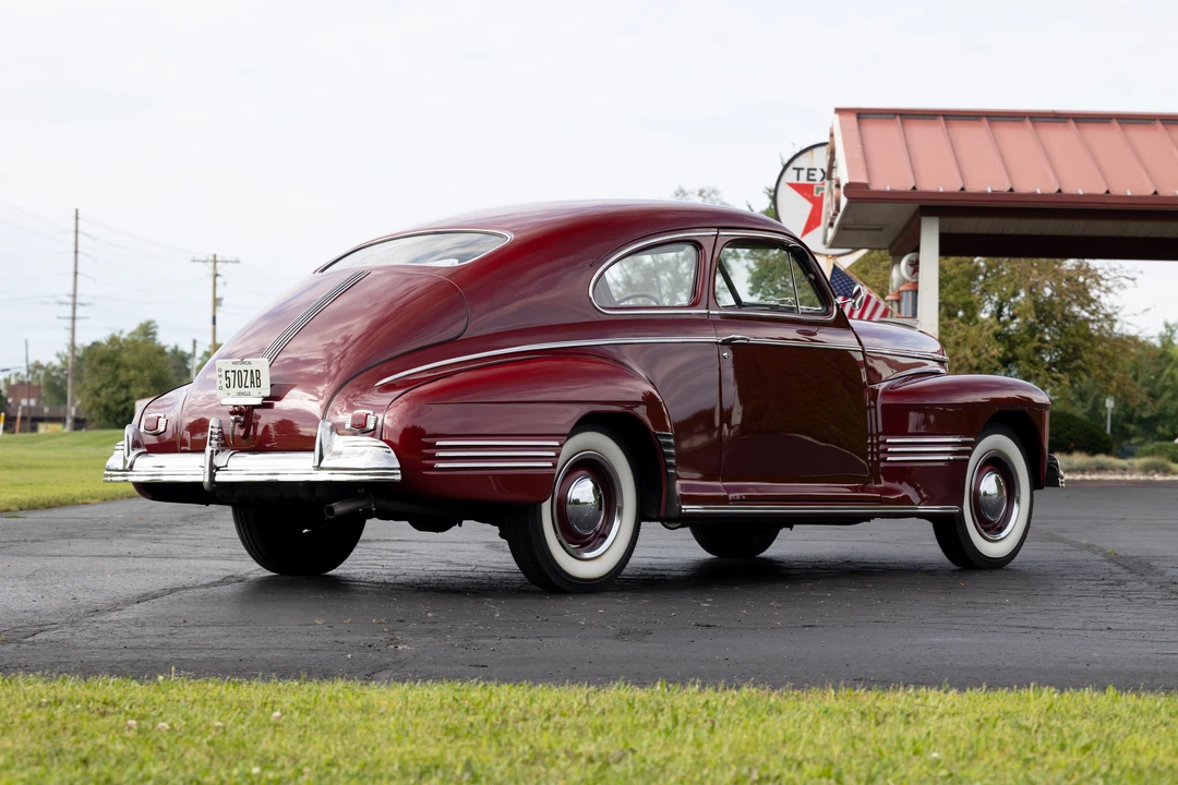 1941 Pontiac - Image 7 of 31