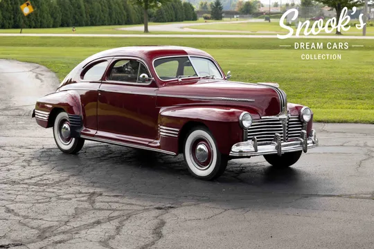 1941 Pontiac Torpedo 8 Streamliner Two-Door Sedan