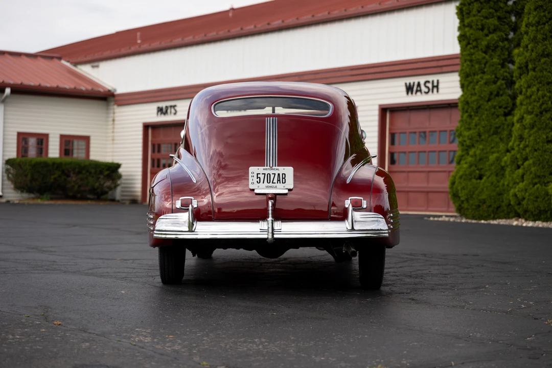 1941 Pontiac - Image 8 of 31