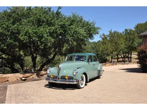 1941 Studebaker Commander Skyway Land Cruiser