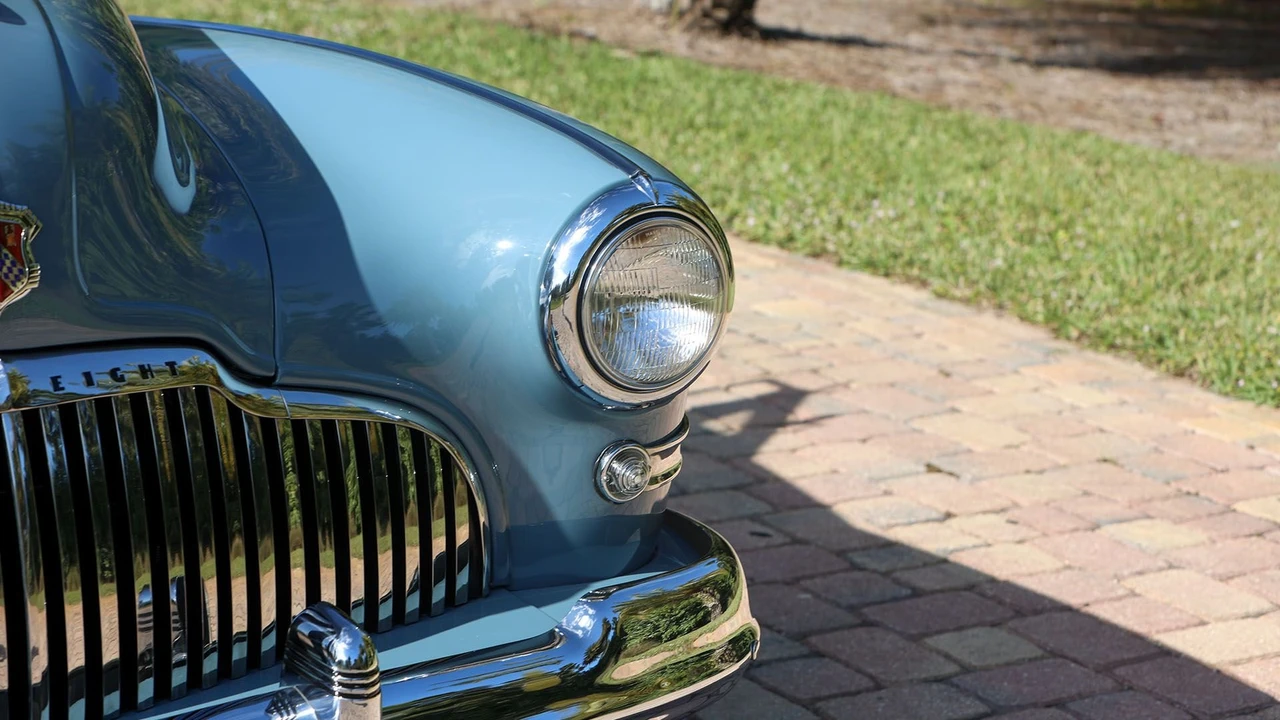 1942 Buick Super - Image 18 of 31