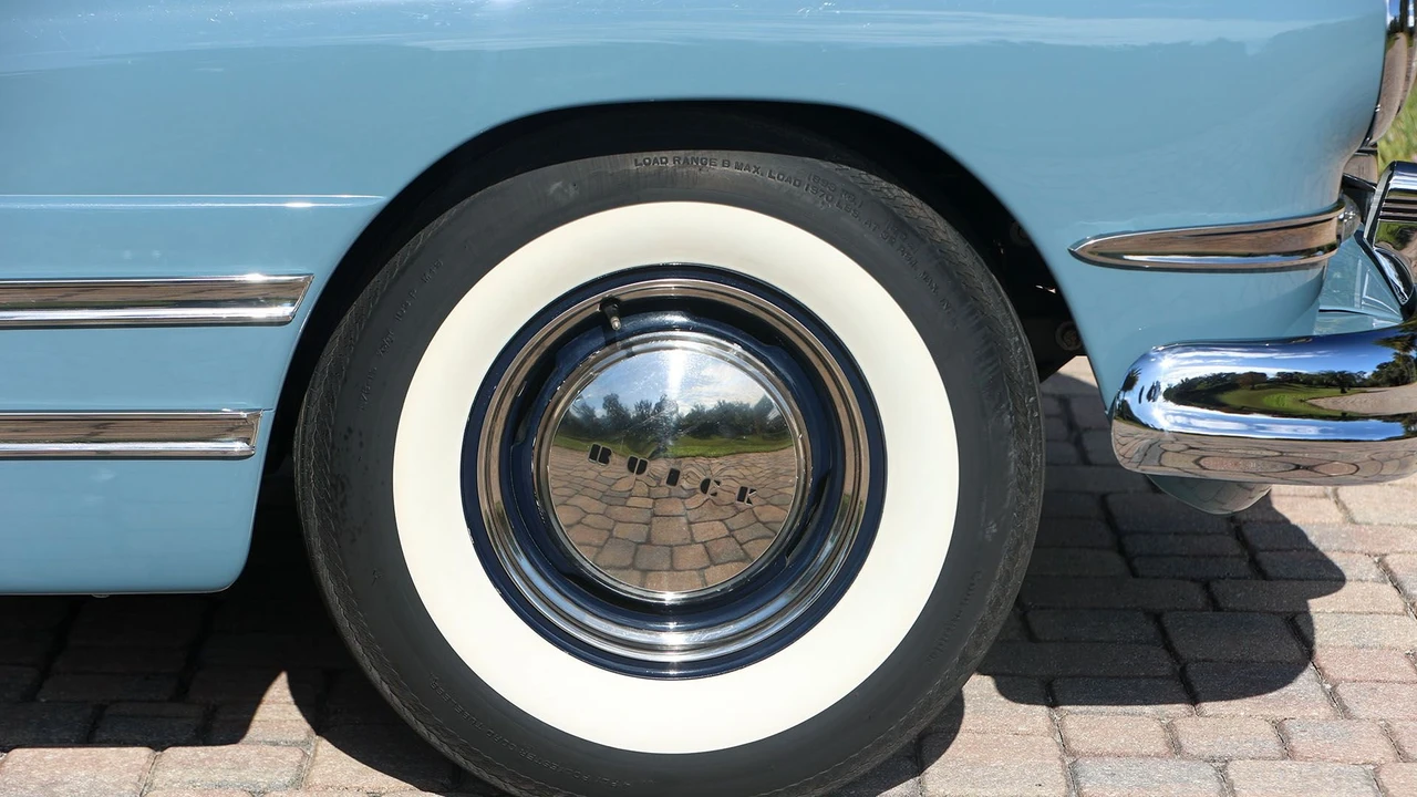 1942 Buick Super - Image 20 of 31