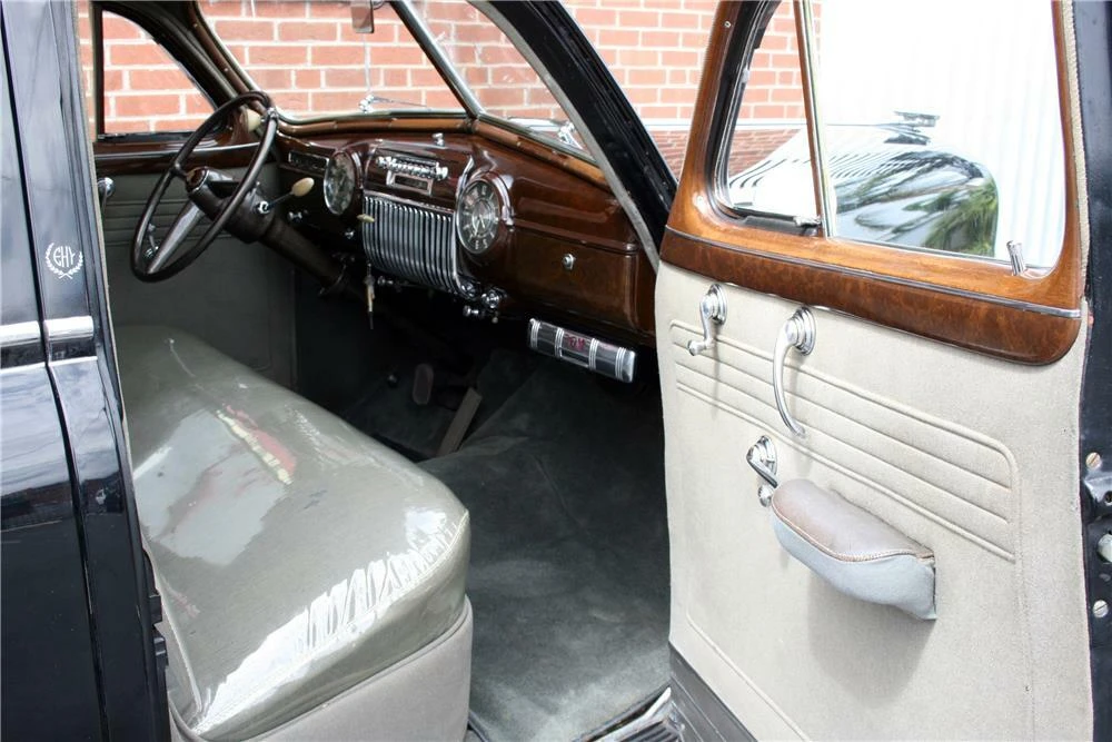 1942 Cadillac Series 61 - Image 4 of 5