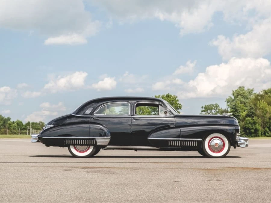 1942 Cadillac Series 60 - Image 2 of 12