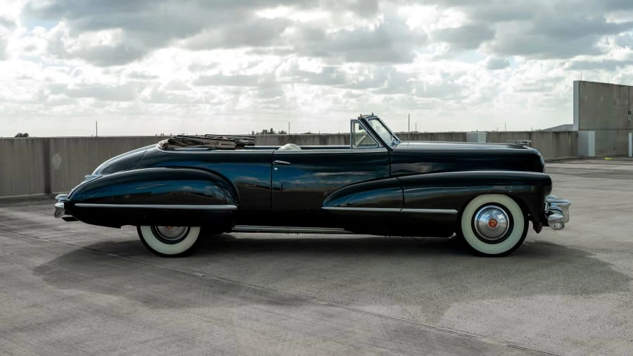 1942 Cadillac Series 62 1st Gen - Image 2 of 4