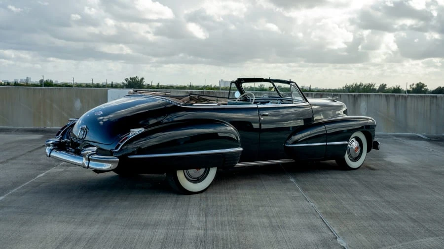 1942 Cadillac Series 62 1st Gen - Image 3 of 4