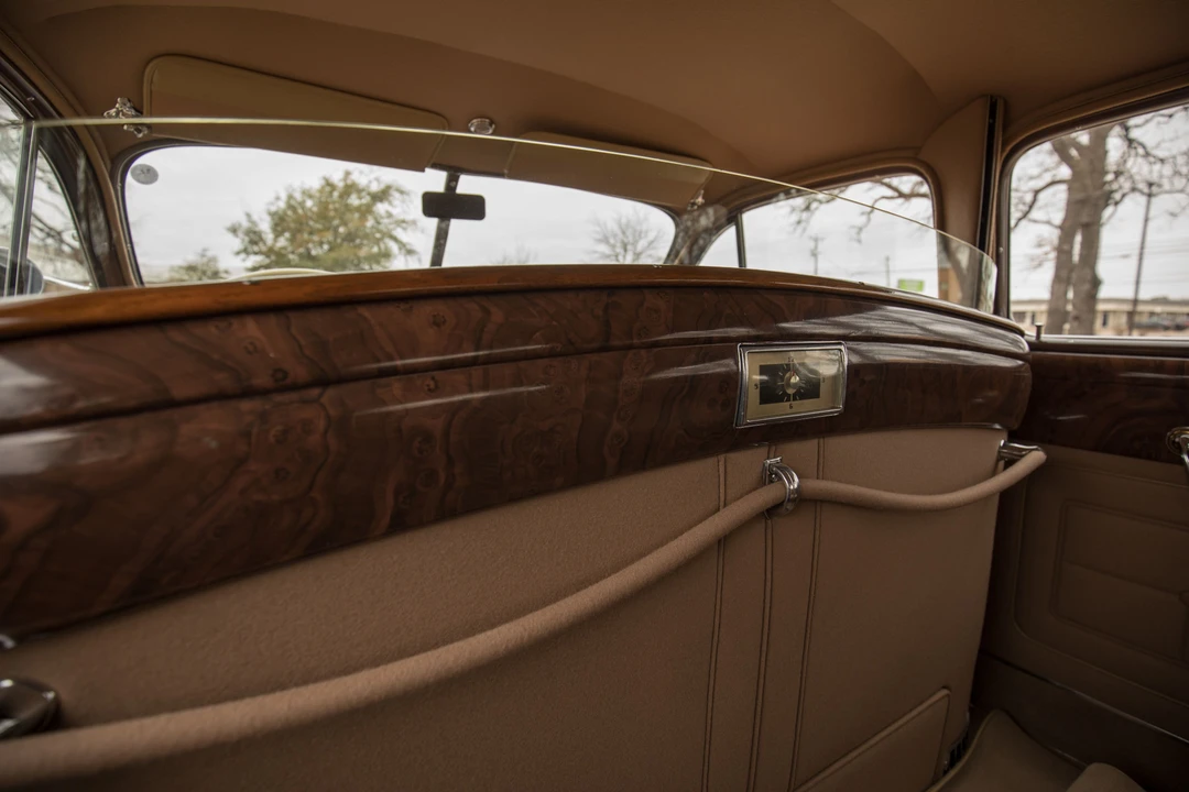 1942 Cadillac Series 70 & 75 - Image 12 of 31
