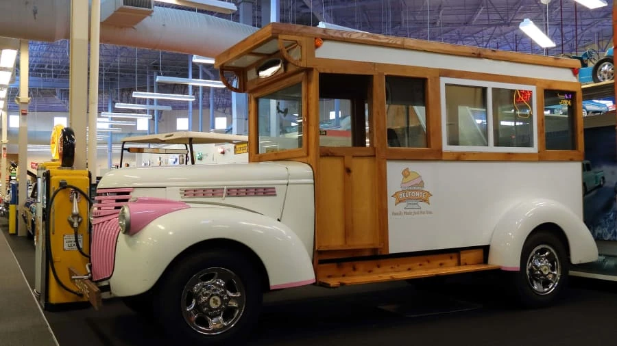 1942 Chevrolet AK Series - Image 3 of 22