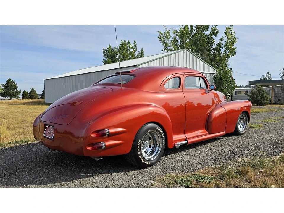 1942 Chevrolet Special & Deluxe & Fleetline - Image 5 of 31