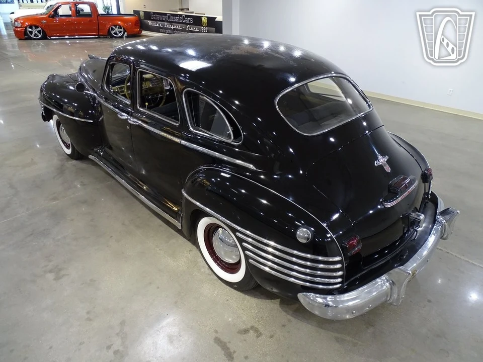 1942 Chrysler New Yorker - Image 9 of 12