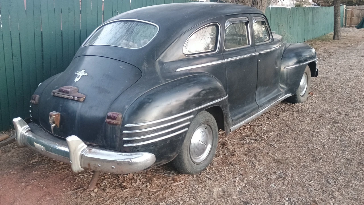 1942 Chrysler - Image 4 of 17